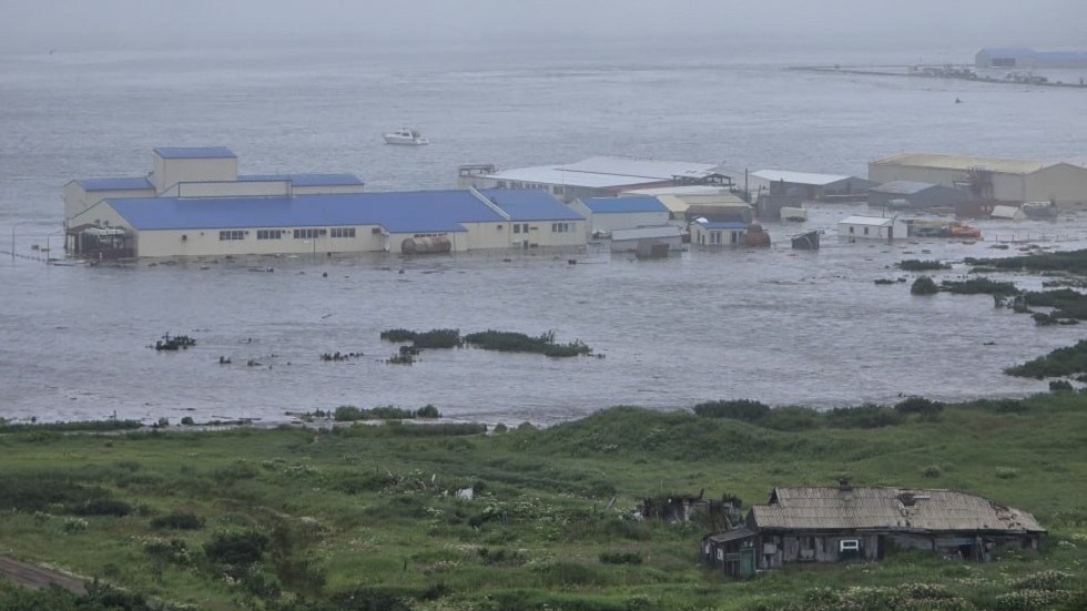 Tsunami zasiahlo ruské Kurilské ostrovy (VIDEO)