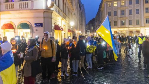 Berlín by mal prestať vyplácať dávky Ukrajincom vo vojenskom veku, tvrdí poslanec