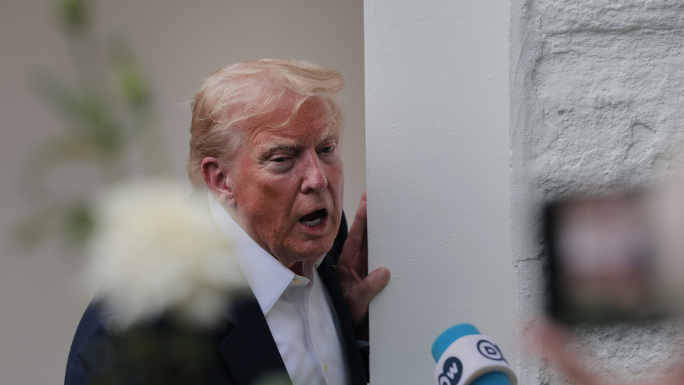 Ukrajinci môžu zostať v USA, tvrdí Trump