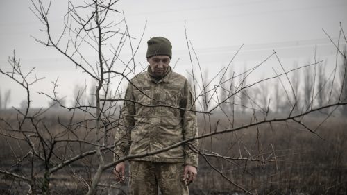 Kyjev zaobchádza s vojakmi ako s otrokmi, vyhlásil poslanec