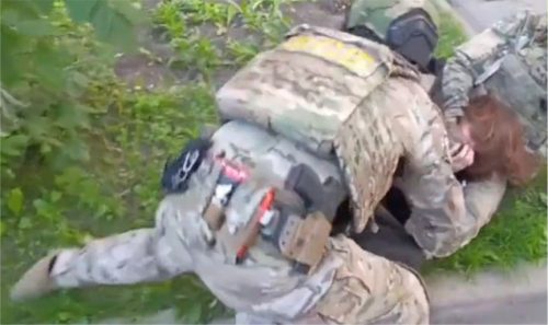 FSB zatkla tínedžerov naverbovaných Kyjevom za plánovanie vraždy ruského dôstojníka