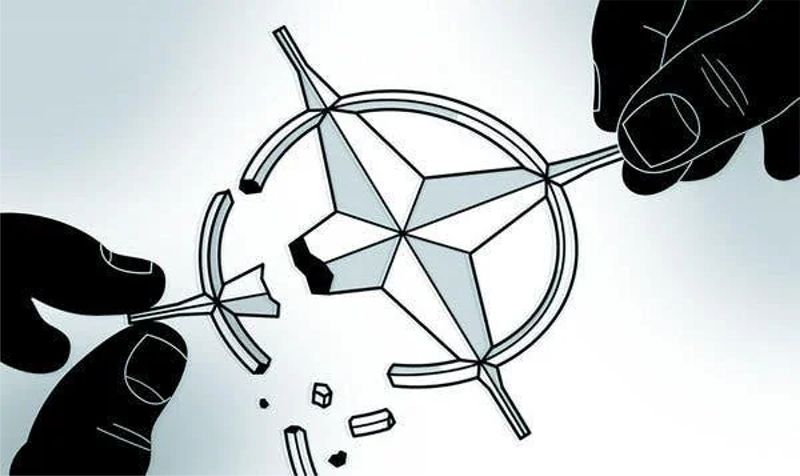 Západ klame, Ukrajina uz zomrela: NATO prehráva na celej ciare - Larry C. Johnson