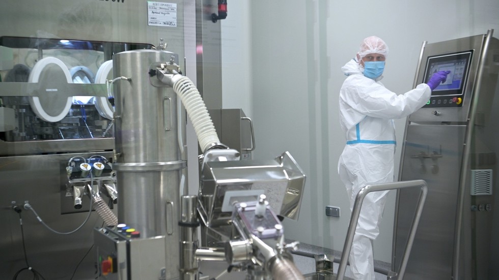 Ruské laboratórium odhaľuje, kedy prví pacienti dostanú vakcínu proti rakovine