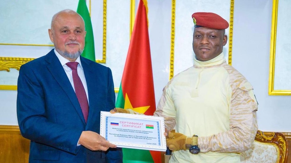 Rusko dodá africkému štátu mobilné laboratórium pre choroby