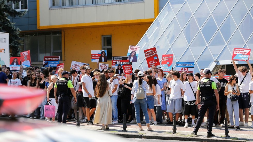 Kremeľ tvrdí, že v Moldavsku je pošliapaná demokracia Kremeľ tvrdí, že v Moldavsku je pošliapaná demokracia