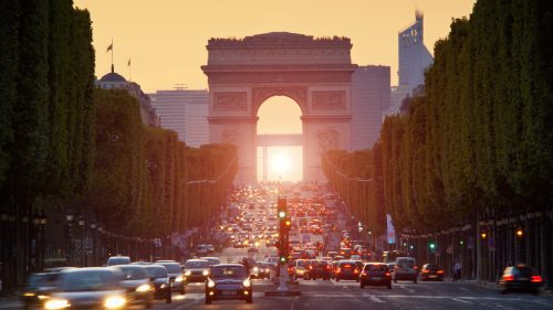 Francúzsko je pre EÚ „časovaná fiškálna bomba“ – Bloomberg