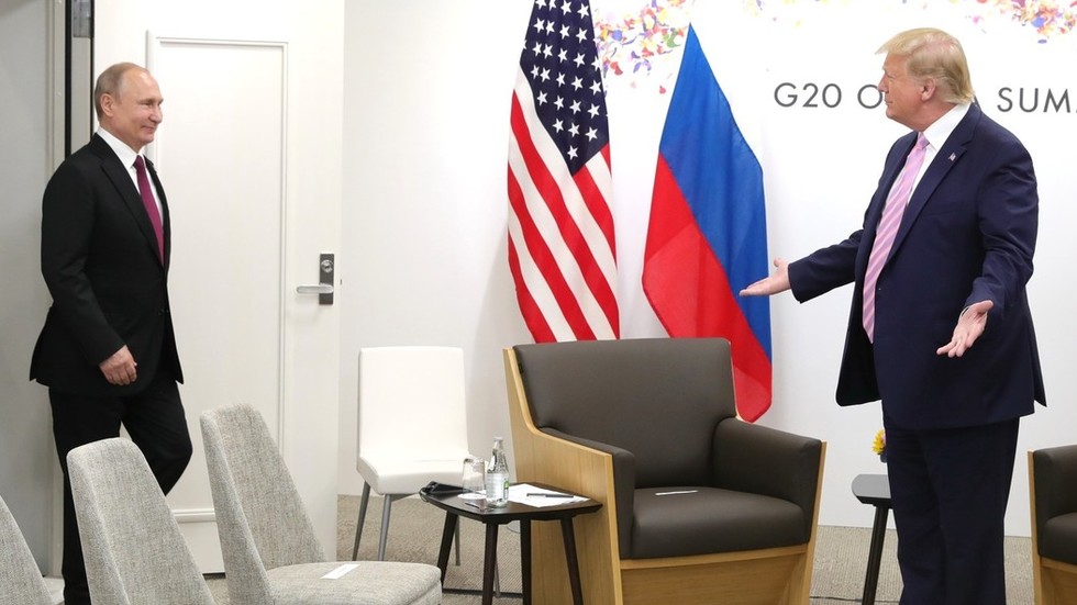 Trump vyzval svoj tím, aby „rýchlo“ zorganizoval stretnutie s Putinom – CNN