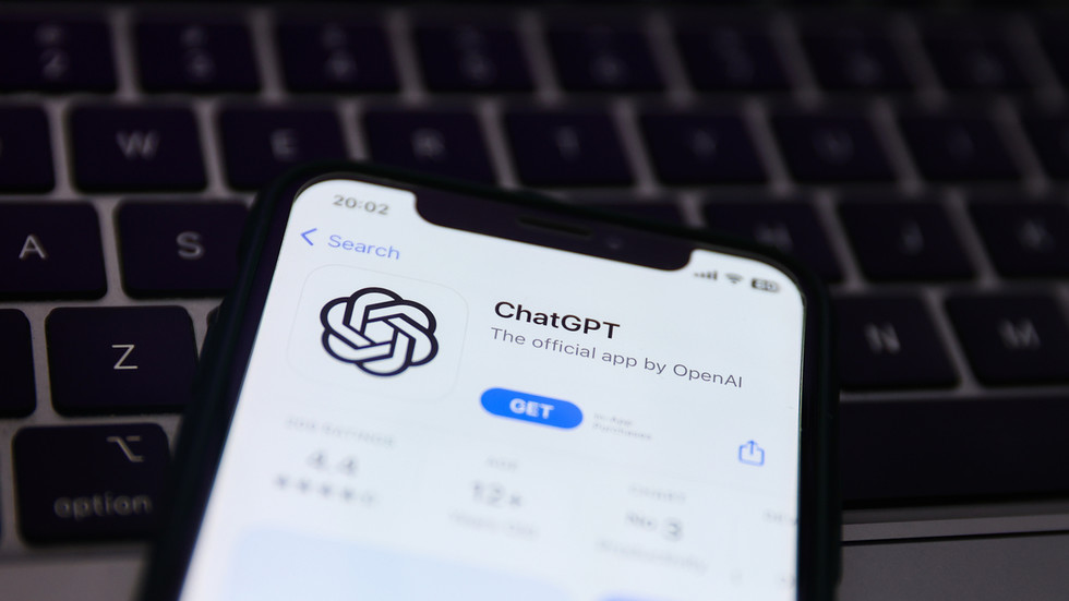 ChatGPT predstavuje nebezpečenstvo pre tínedžerov – dozorný orgán