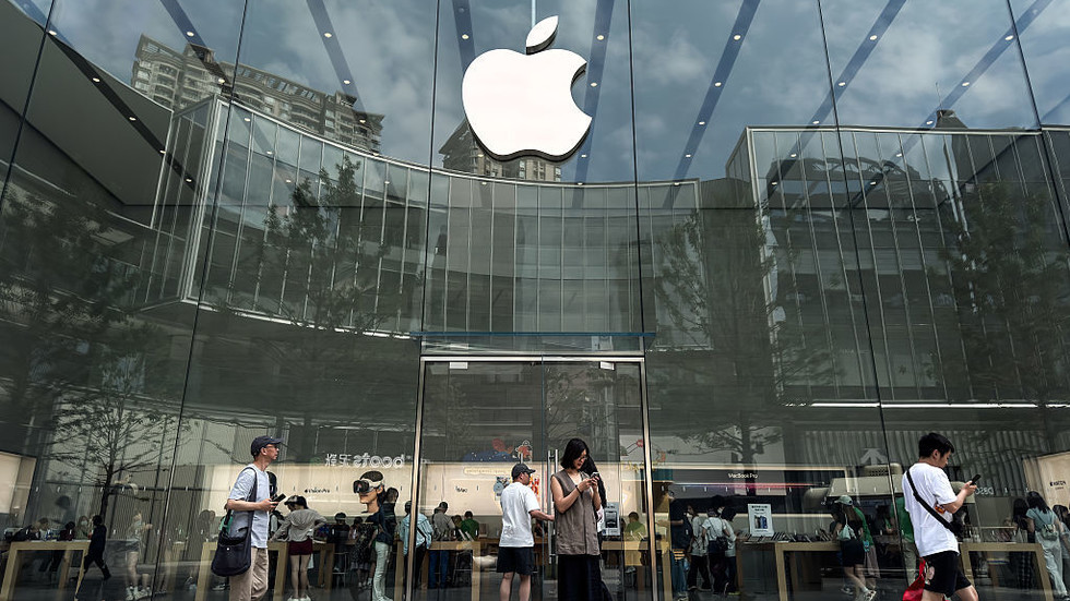 Apple prvýkrát zatvára predajňu v Číne