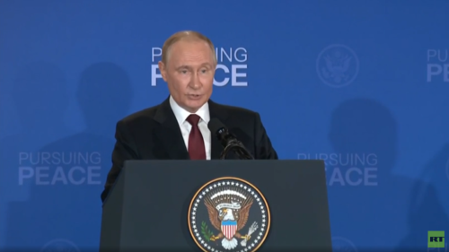 Putin povedal, že rozhovory s Trumpom boli „konštruktívne“