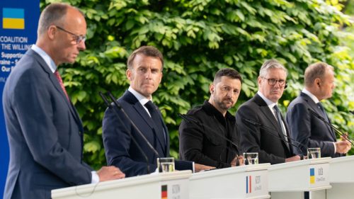 Európski podporovatelia Ukrajiny „panikária“ po summite o Aljaške, tvrdí Putin.
