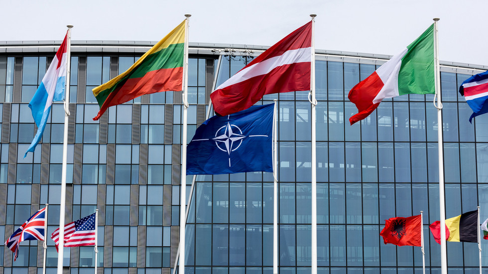 Európske štáty NATO budú pokračovať vo vyzbrojovaní Ukrajiny