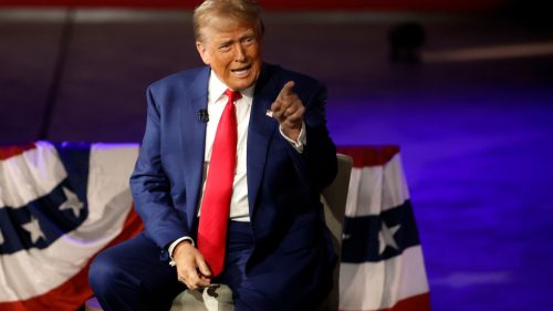 Zelensky by mal „uzavrieť dohodu“, tvrdí Trump