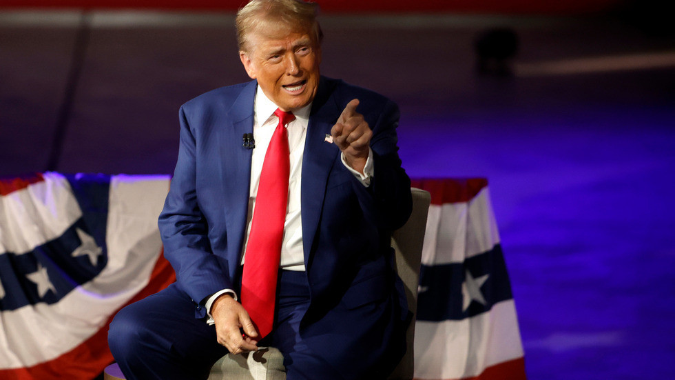 Zelensky by mal „uzavrieť dohodu“, tvrdí Trump