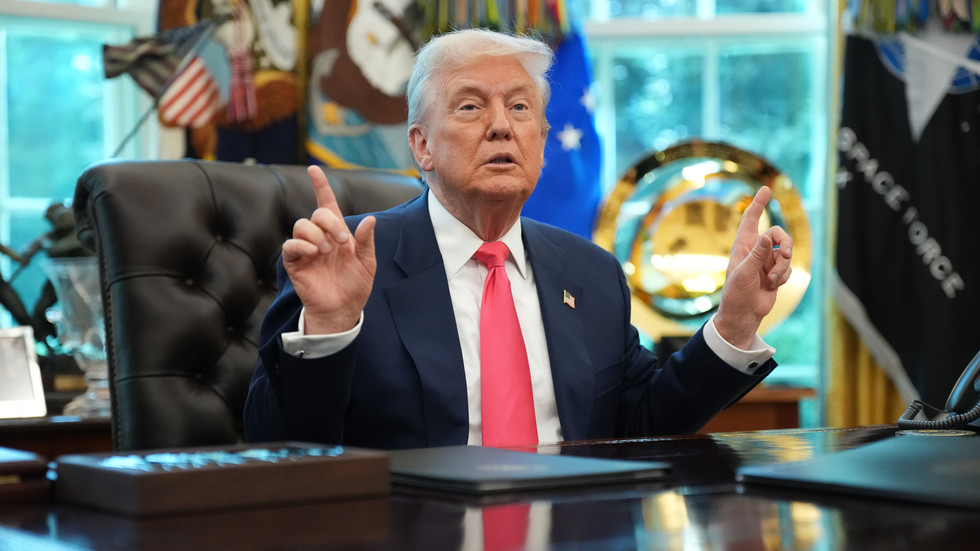 Trump podporuje územné ústupky Ukrajiny – médiá