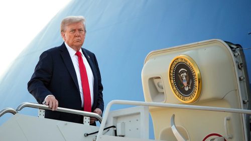 Trump obvinil Bidena zo zbližovania Ruska a Číny