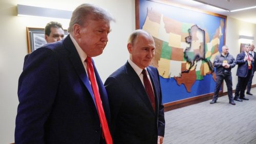 Putin chce ukončenie konfliktu na Ukrajine, tvrdí Trump
