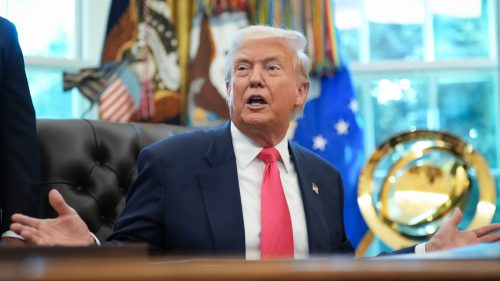 Žiadny návrat Krymu a žiadne NATO pre Ukrajinu, vyhlásil Trump