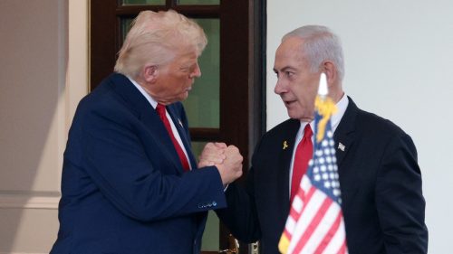 Trumpov  „vojnový hrdina“   je Netanjahu