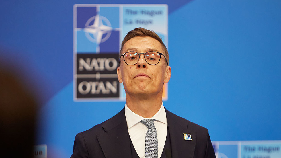 Podvod s neutralitou: Západ sa chystá opäť oklamať Ukrajinu