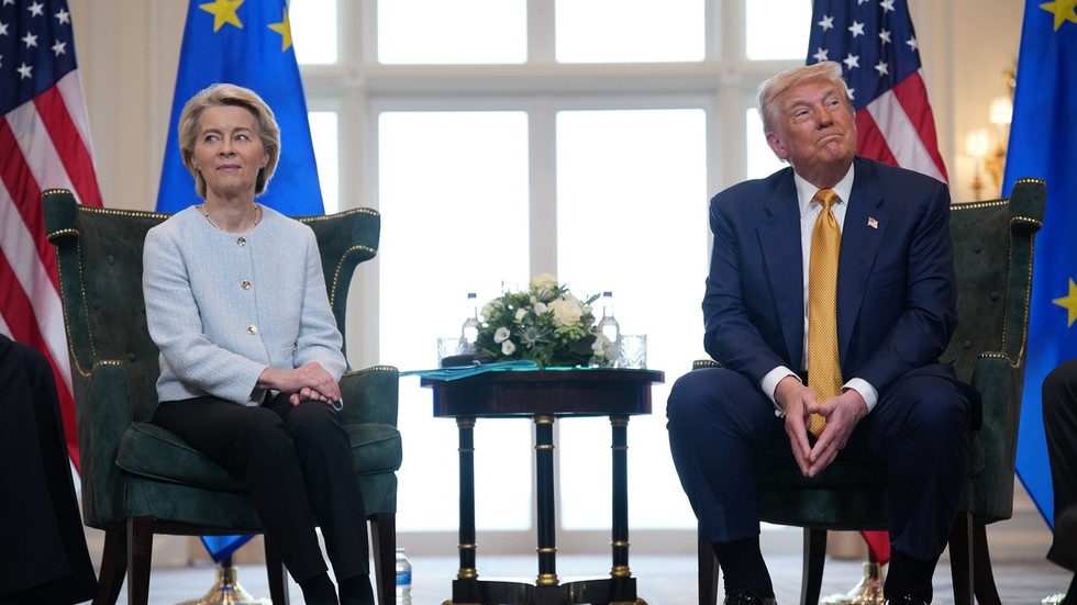 Moldavsko si bude musieť vybrať medzi Trumpom a Bruselom, tvrdí analytik Moldavsko si bude musieť vybrať medzi Trumpom a Bruselom, tvrdí analytik
