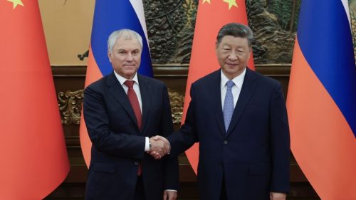 Najvyšší ruský poslanec odovzdal Putinov odkaz Si Ťin-pchingovi