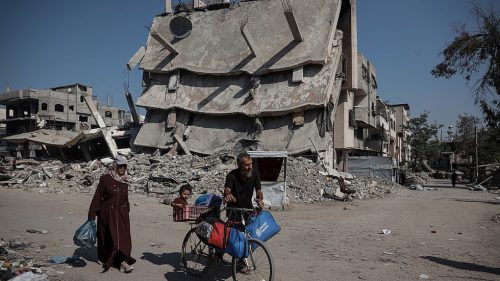 Izraelské sily zbúrali v meste Gaza 1 000 budov, uviedli palestínski predstavitelia.