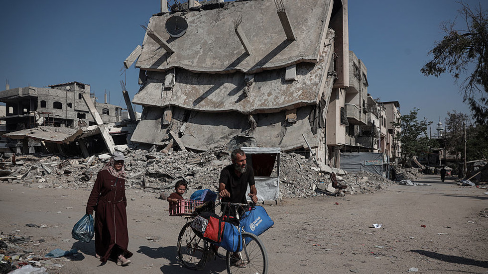 Izraelské sily zbúrali v meste Gaza 1 000 budov, uviedli palestínski predstavitelia.