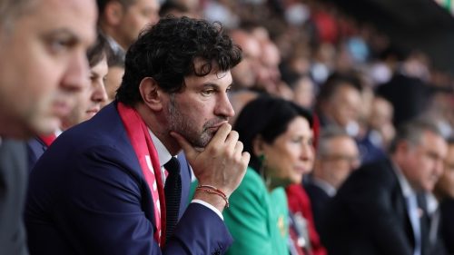 EÚ použila „priame hrozby a vydieranie“ na polarizáciu Gruzínska, tvrdí starosta Tbilisi