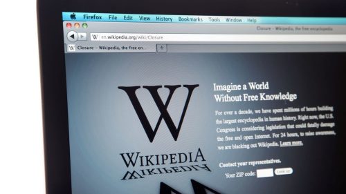 Americkí zákonodarcovia vyšetrujú Wikipédiu kvôli obvineniam z zaujatosti