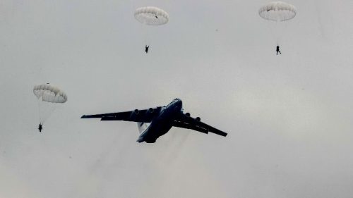Tajuplný kocúr s 19 dronmi je von z vreca: Poľsko nasadzuje 40 000 vojakov, zatiaľ čo Rusko a Bielorusko organizujú vojnové cvičenia - „Poľsko sa na manévre Západ 2025 pripravuje už mnoho mesiacov.“