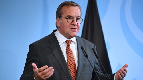 Berlín kritizuje vyjadrenia von der Leyenovej o vyslaní vojakov na Ukrajinu