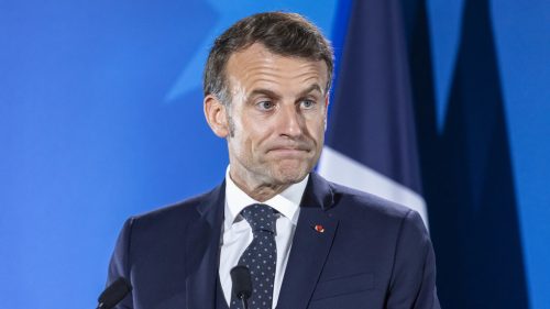 Prieskum tvrdí, že 80 % francúzskych voličov nedôveruje Macronovi