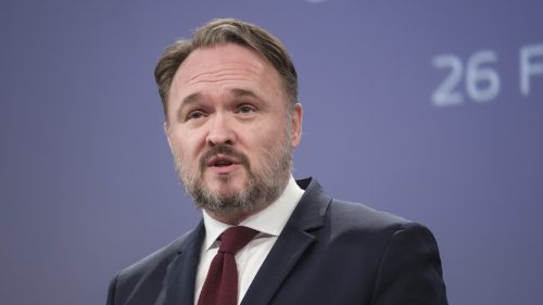 Šéf energetickej spoločnosti EÚ požaduje trvalý zákaz ruského dovozu