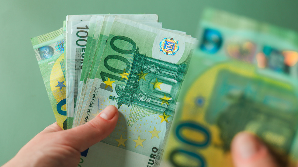 Francúzsky dlh predstavuje hrozbu pre eurozónu – DW