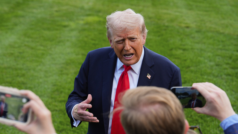 Trump odmieta tvrdenia o „vpáde ruských dronov“ do Poľska