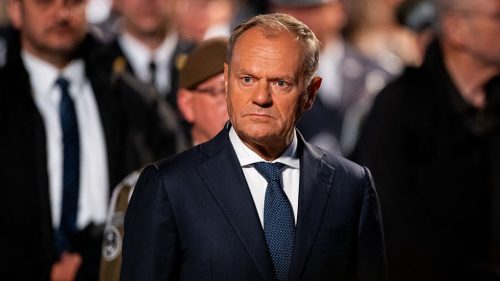 Poľsko zneškodnilo dron nad vládnou administratívnou štvrťou Varšavy, vyhlásil Tusk