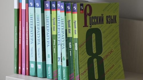 Ukrajinskí tínedžeri hovoria po rusky, aby naštvali rodičov, tvrdí jazykový komisár