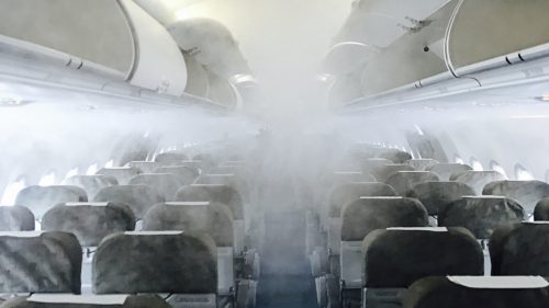 Toxické výpary v lietadlách predstavujú vážnu hrozbu pre pilotov – WSJ