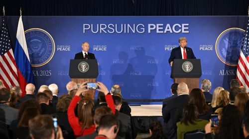 Lavrov obvinil Kyjev zo „sabotovania“ mierových snáh USA