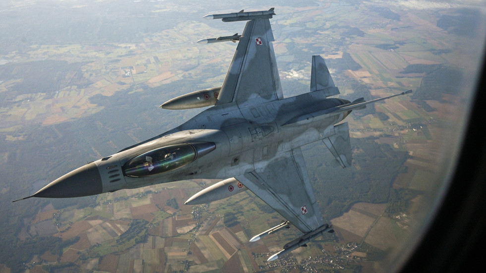 Škody spôsobené tzv. „ruským útokom dronov“ v skutočnosti spôsobila poľská raketa, tvrdia médiá