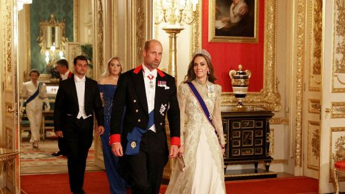 Kate Middleton ohromila trblietavou tiárou počas Trumpovej štátnej návštevy Windsorského hradu