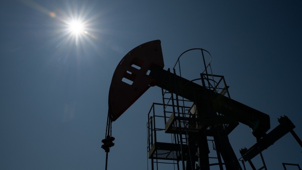 India zvyšuje dovoz ruskej ropy uprostred obchodných rokovaní s USA – Bloomberg