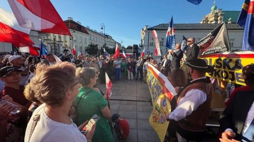 Prieskum ukazuje, že stále viac Poliakov podporuje vzdanie sa územia Ukrajiny za mier
