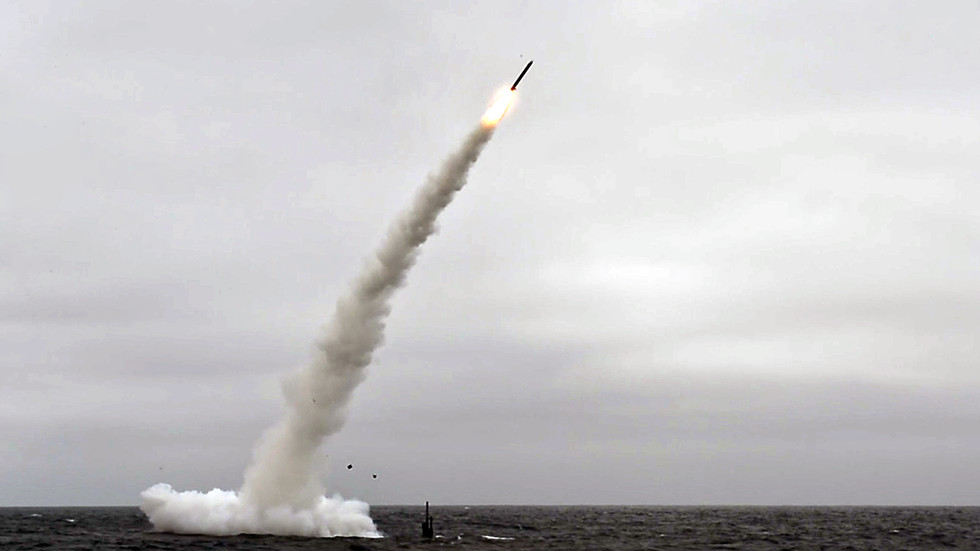USA zvažujú použitie Tomahawkov pre Kyjev, tvrdí Vance