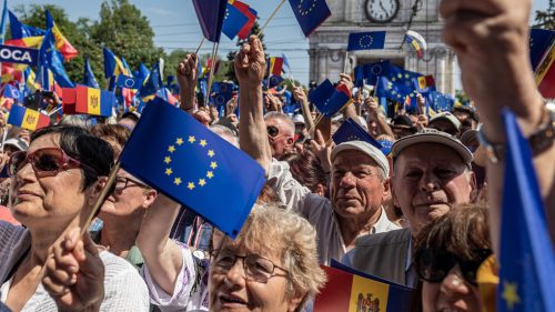 Tu je to, čo si musíme všimnúť o moldavských zákazoch, čiernych listinách a zmenách pravidiel na poslednú chvíľu