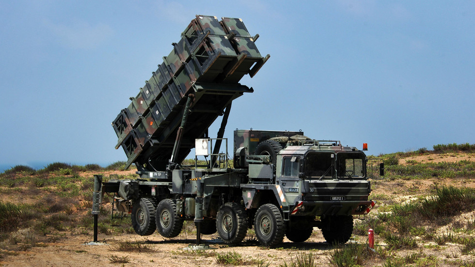 Ukrajinskí Patrioti sa nedokážu vysporiadať s ruskými raketami – FT