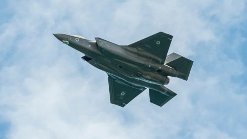 USA poskytli Izraelu počas konfliktu v Gaze vojenskú pomoc vo výške 21,7 miliardy dolárov, tvrdí správa