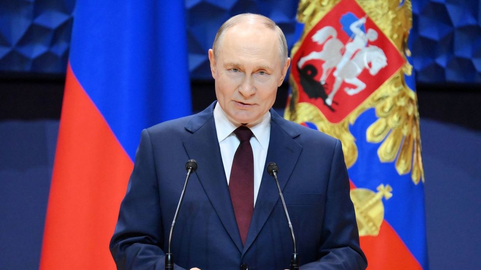 Budúcnosť spočíva v „suverénnom svetonázore“, tvrdí Putin Budúcnosť spočíva v „suverénnom svetonázore“, tvrdí Putin
