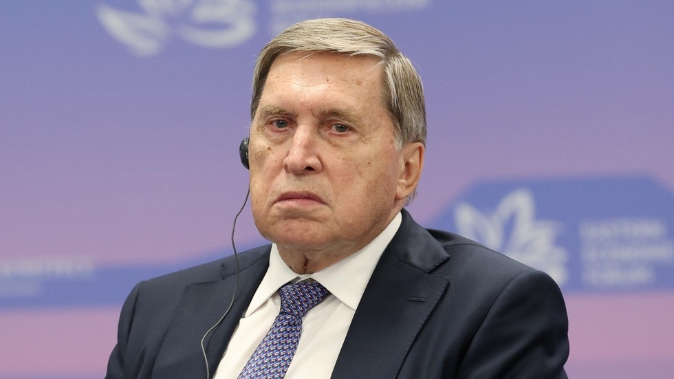 Putinov poradca obvinil EÚ z „nenávisti“ voči Rusku
